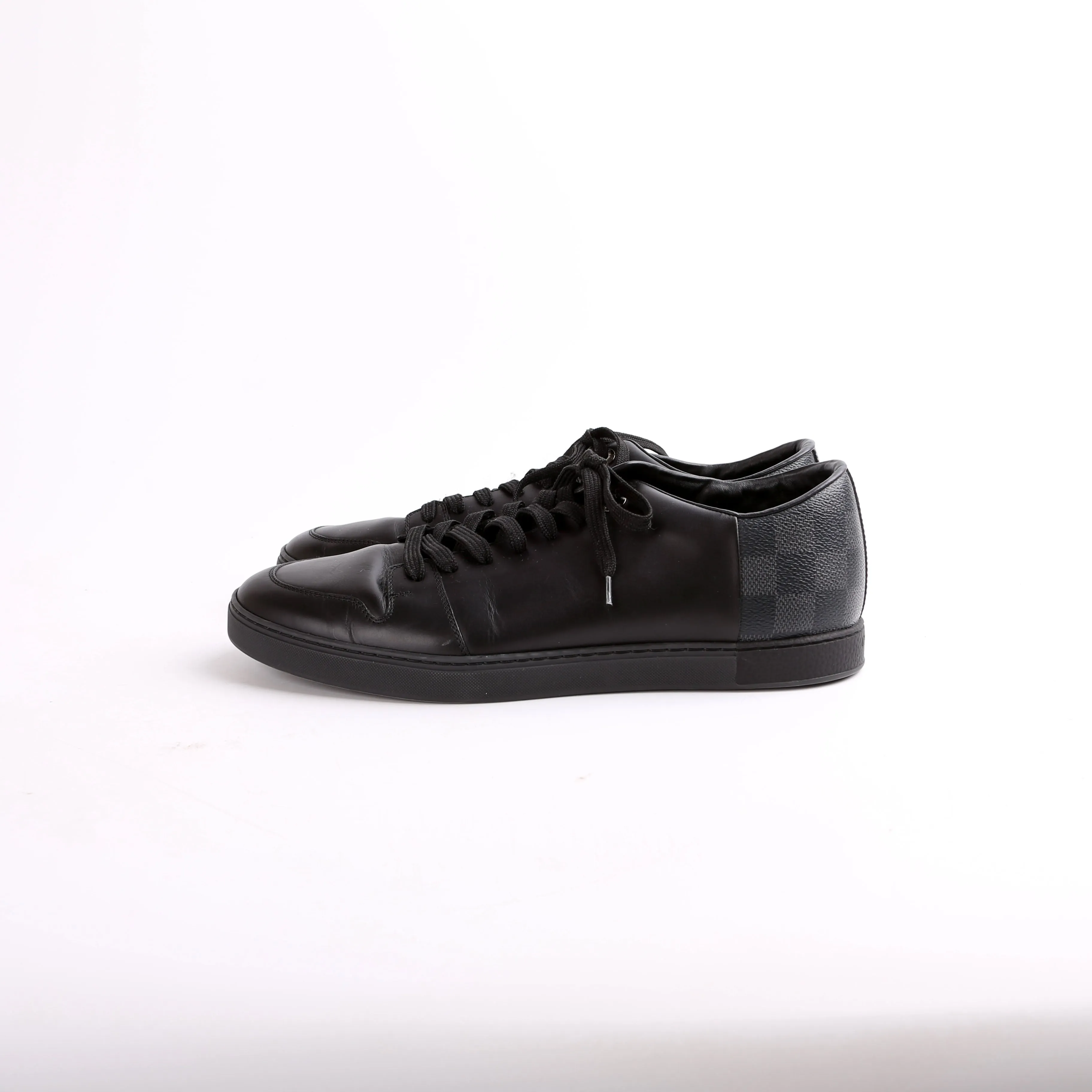 Calfskin Damier Graphite Sneakers Mens Size 7 (Womens 39)